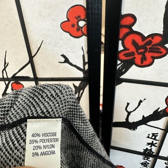 The Jetset Diaries Cardigan Oversize Poncho Angora Blend Aztec Black White OS - Picture 2 of 6